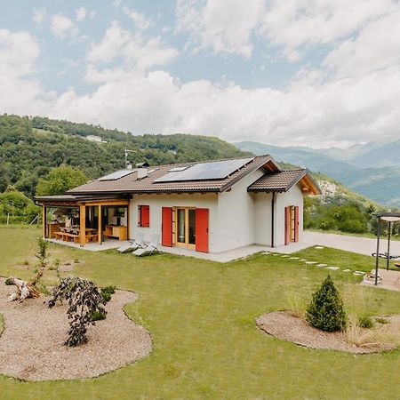 La Tana Del Lupo B&B, Family And Outdoor Sports Borgo Valsugana エクステリア 写真